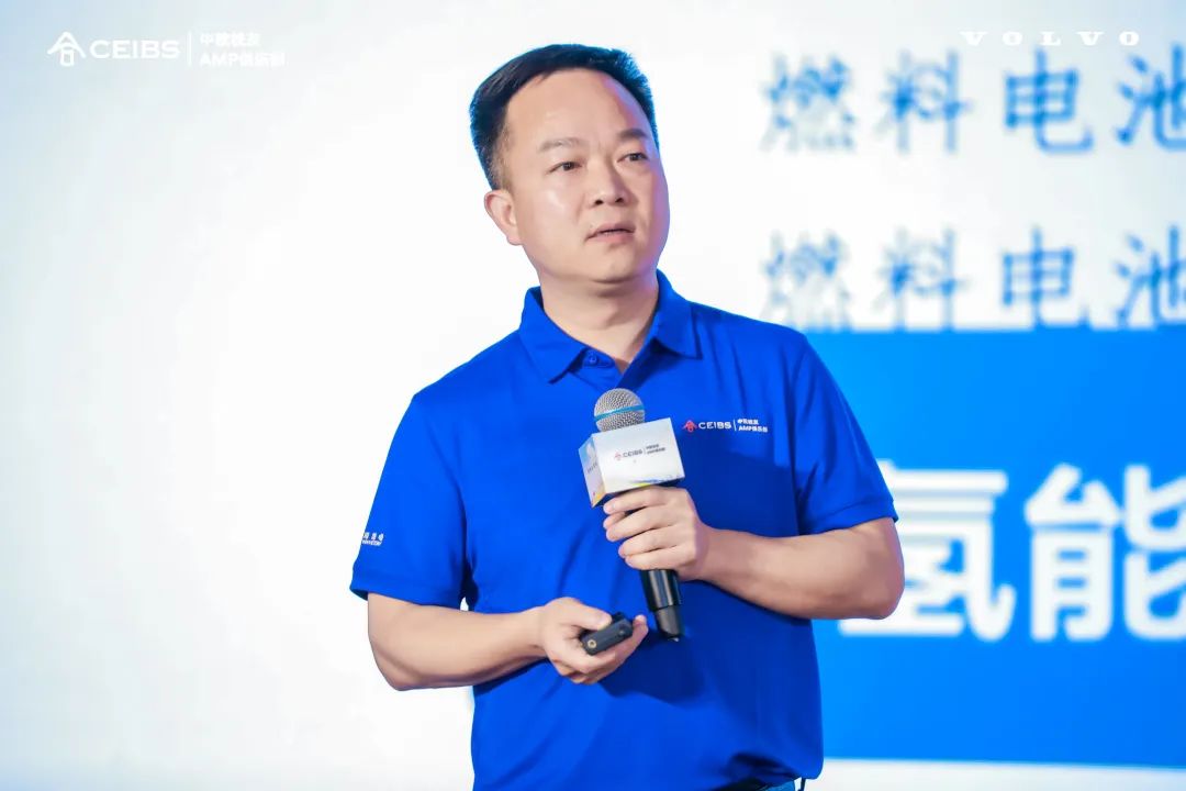 熊云博士