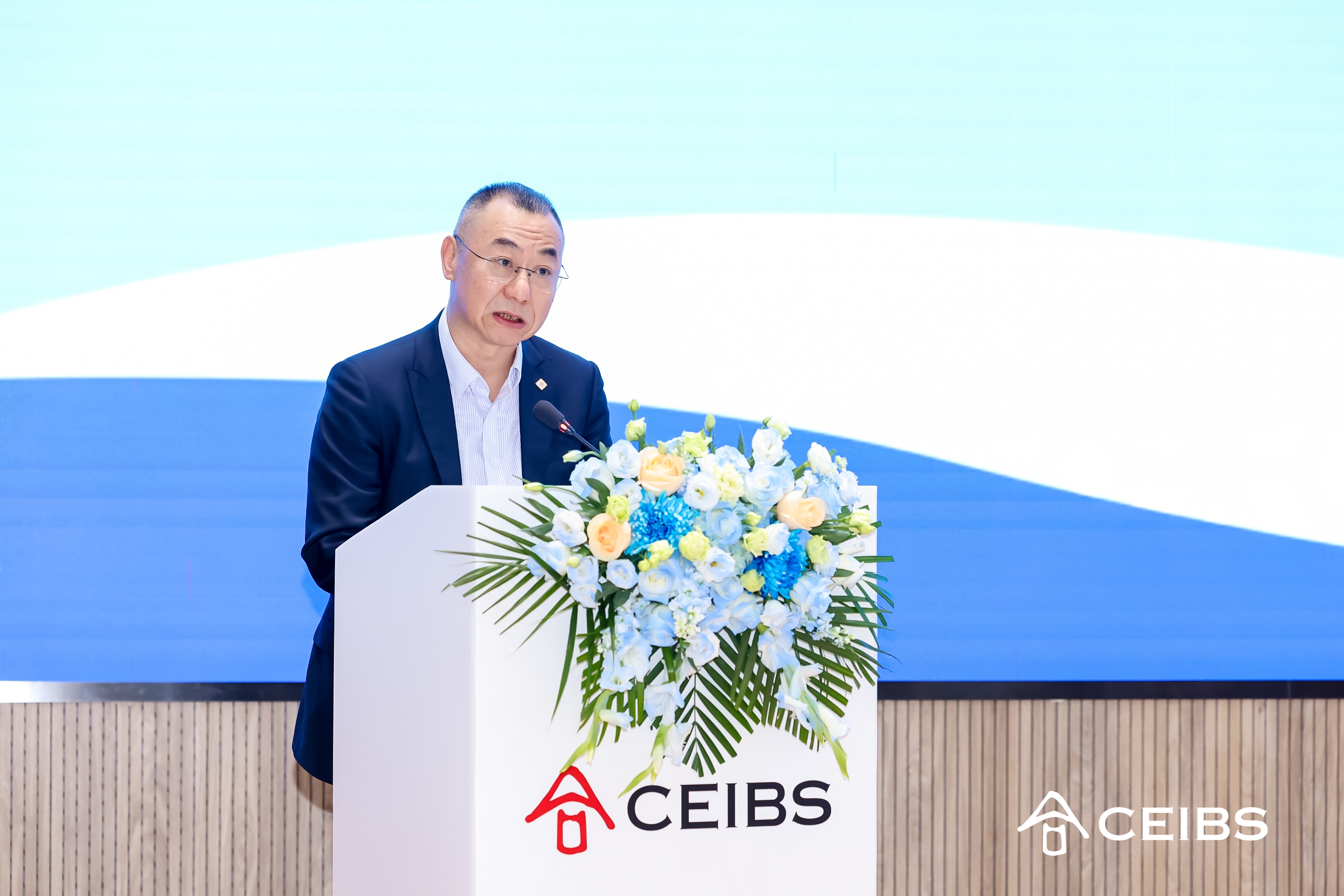 刘湧洁主任
